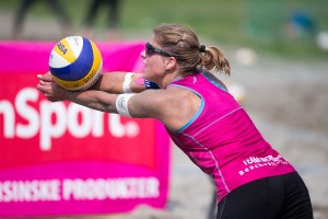 Ingrid Lunde og Vilde Solvoll fra årets første NT Masters-turnering som ble spilt 23-25. mai 2014 på jentenes hjemmebane Voldsløkka i Oslo. Foto: Tomm Hansen