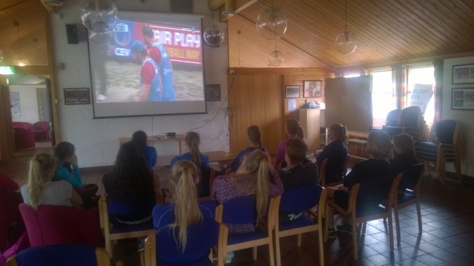 Anders Berntsen Mol ser OL-kvalifiseringen med Horrem/Eithun i aksjon fra bakerste rad