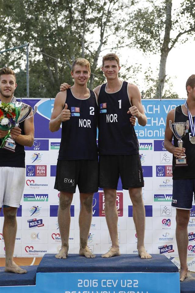 Tommel opp for Anders Berntsen Mol og Christian Sandlie Sørum 